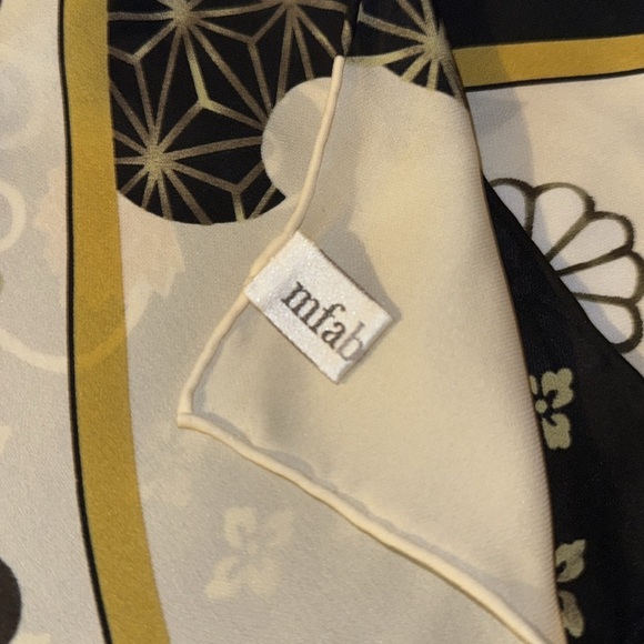 MFA Boston 100% Silk Scarf - Picture 2 of 5